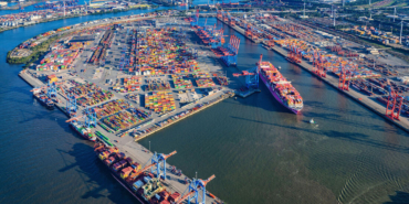 Luftbild-Waltershofer-Hafen-mit-CTB-und-Eurokai-169FullWidth-e5f49dc3-399253.jpg